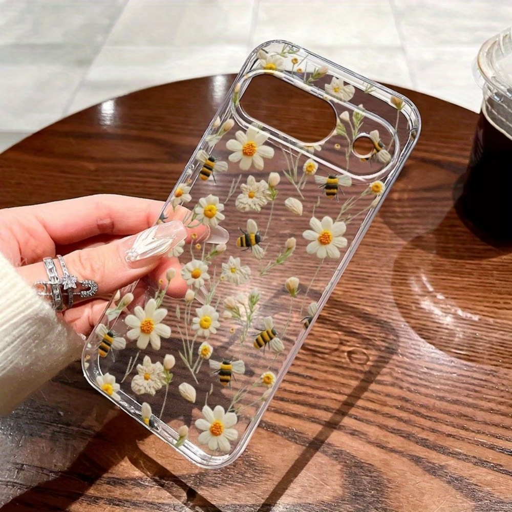 غطاء هاتف شفاف ناعم بنمط نحلة  - مراجعة Google Pixel 9 وسعره
